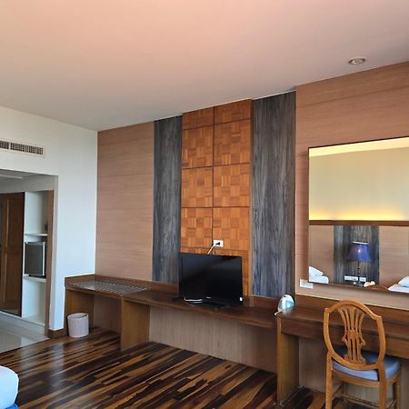 Chiang Mai Phucome Hotel Exteriör bild