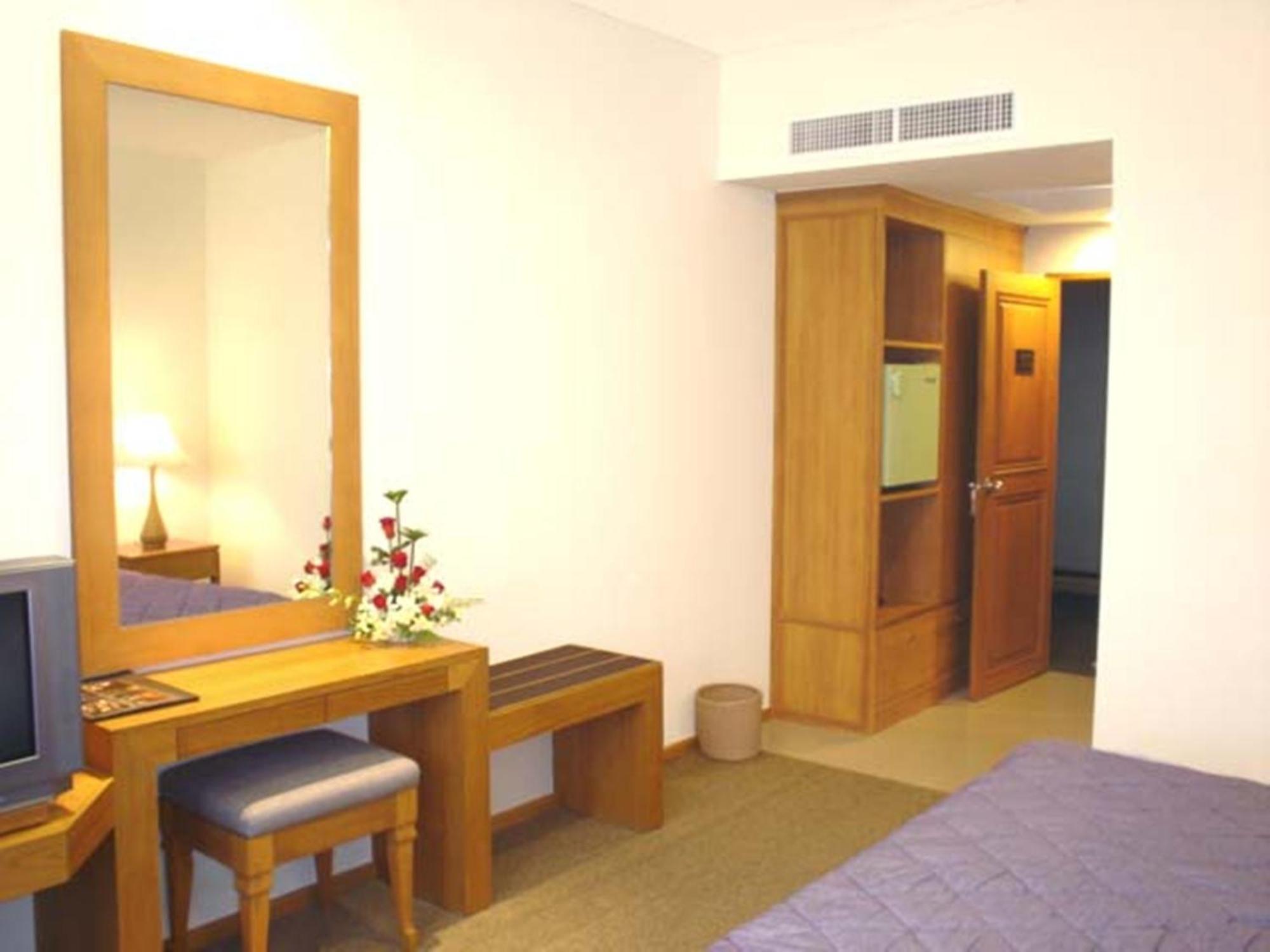 Chiang Mai Phucome Hotel Exteriör bild