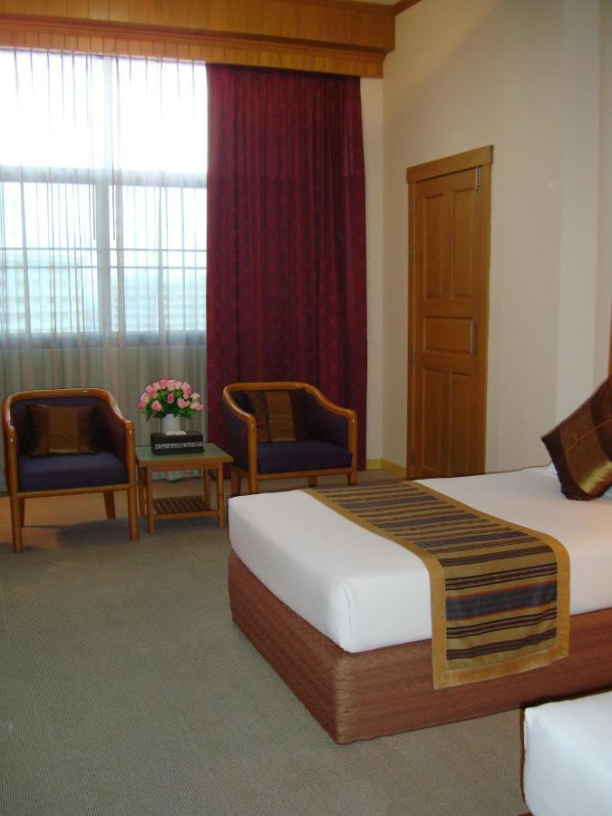 Chiang Mai Phucome Hotel Exteriör bild